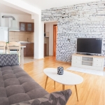 Дава се под наем Тристаен апартамент в Пловдив, Тракия - 92 кв.м за 612 € - Снимка #1