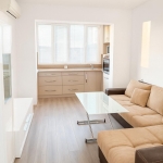 Дава се под наем Тристаен апартамент в Пловдив, Южен - 55 кв.м за 306 € - Снимка #1