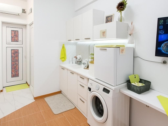Дава се под наем Едностаен апартамент в Пловдив, Център - 20 кв.м за 255 € - Снимка #1