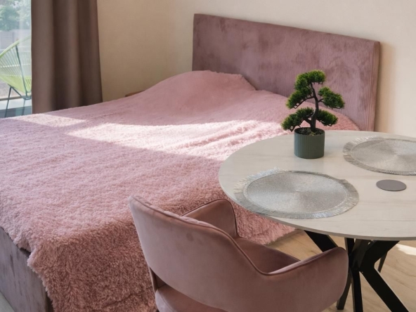 Дава се под наем Едностаен апартамент в София, Малинова долина - 52 кв.м за 598.23 € - Снимка #1