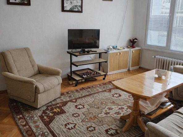 Дава се под наем Двустаен апартамент в София, Красно село - 57 кв.м за 509.49 € - Снимка #1