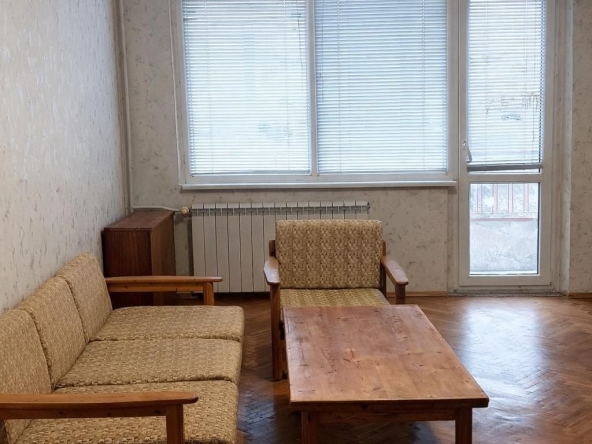 Дава се под наем Тристаен апартамент в София, Света Троица - 85 кв.м за 548.25 € - Снимка #1