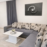 Дава се под наем Тристаен апартамент в Пловдив, Кючук Париж - 106 кв.м за 598.23 € - Снимка #1