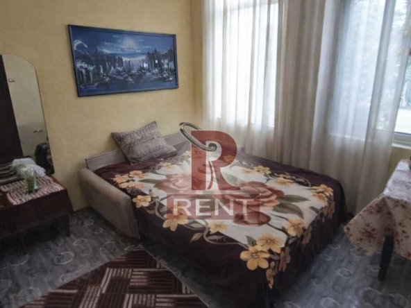 Дава се под наем Двустаен апартамент в Шумен, Гривица - 35 кв.м за 219.3 € - Снимка #1