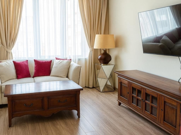 Дава се под наем Двустаен апартамент в Пловдив, Кършияка - 70 кв.м за 548.25 € - Снимка #1