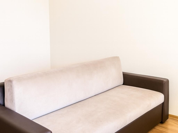 Дава се под наем Двустаен апартамент в Пловдив, Кършияка - 63 кв.м за 408 € - Снимка #1