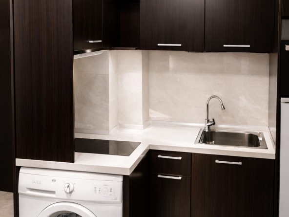 Дава се под наем Двустаен апартамент в Пловдив, Тракия - 40 кв.м за 298.86 € - Снимка #1