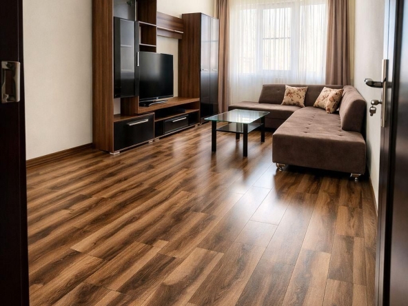 Дава се под наем Двустаен апартамент в София, Младост 3 - 70 кв.м за 597.21 € - Снимка #1