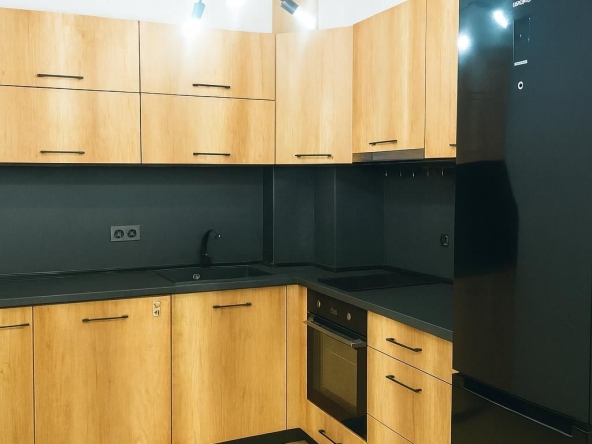 Дава се под наем Двустаен апартамент в Пловдив, Тракия - 65 кв.м за 518.67 € - Снимка #1