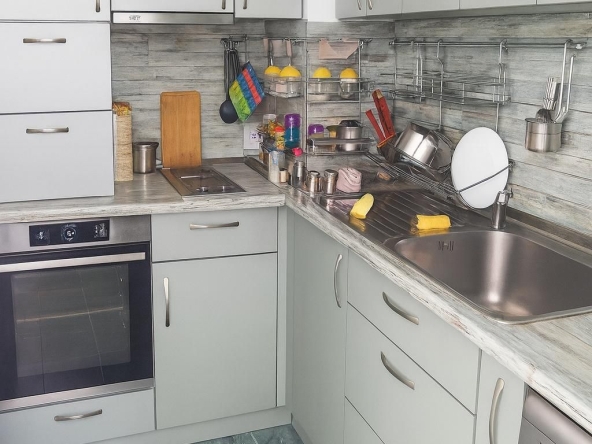 Дава се под наем Двустаен апартамент в Пловдив, Гагарин - 65 кв.м за 388 € - Снимка #1