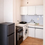 Дава се под наем Едностаен апартамент в Пловдив, Тракия - 36 кв.м за 298.86 € - Снимка #1