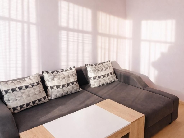 Дава се под наем Двустаен апартамент в Пловдив, Кючук Париж - 55 кв.м за 298.86 € - Снимка #1