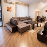 Дава се под наем Двустаен апартамент в Пловдив, Кършияка - 65 кв.м за 458.49 € - Снимка #1