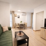 Дава се под наем Двустаен апартамент в Пловдив, Младежки Хълм - 50 кв.м за 648.21 € - Снимка #1