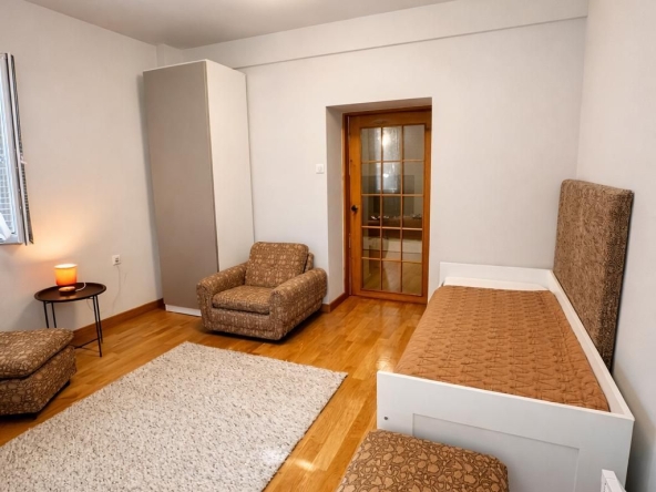 Дава се под наем Двустаен апартамент в Пловдив, Христо Смирненски - 55 кв.м за 328.95 € - Снимка #1