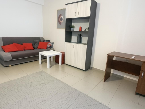 Дава се под наем Двустаен апартамент в Пловдив, Кършияка - 55 кв.м за 357 € - Снимка #1