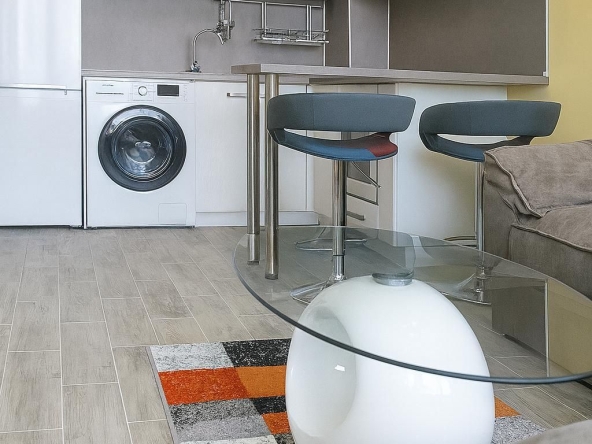 Дава се под наем Двустаен апартамент в Пловдив, Южен - 62 кв.м за 408.51 € - Снимка #1
