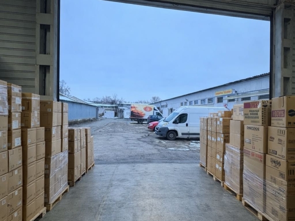 Склад в Пловдив, Гагарин - 500 кв.м за 11 €/кв.м - Снимка #1