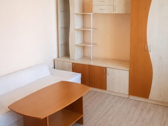 Дава се под наем Едностаен апартамент в София, Център - 36 кв.м за 398.82 € - Снимка #1