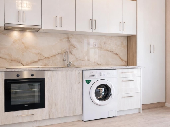 Дава се под наем Едностаен апартамент в Пловдив, Христо Смирненски - 40 кв.м за 348.84 € - Снимка #1