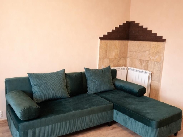 Дава се под наем Къща в София, Левски - 40 кв.м за 433.5 € - Снимка #1
