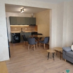 Дава се под наем Тристаен апартамент в София, Център - 80 кв.м за 817.53 € - Снимка #1