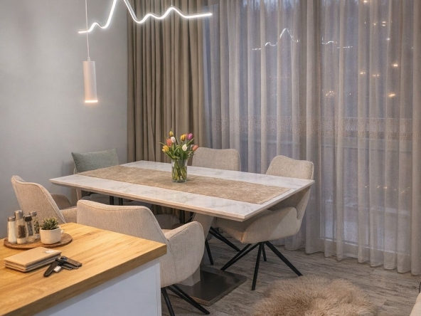 Дава се под наем Двустаен апартамент в Търговище, Боровец - 71 кв.м за 0.51 € - Снимка #1