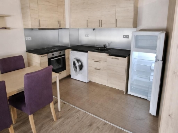 Дава се под наем Двустаен апартамент в София, Витоша - 68 кв.м за 648.21 € - Снимка #1