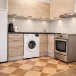 Дава се под наем Тристаен апартамент в Пловдив, Център - 90 кв.м за 568.14 € - Снимка #1