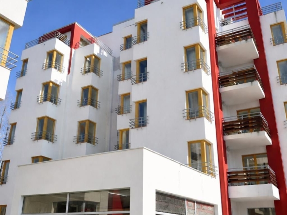 Тристаен апартамент в к.к. Слънчев бряг - 75 кв.м за 644 €/кв.м - Снимка #1
