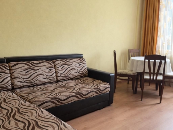 Дава се под наем Двустаен апартамент в Варна, Младост 1 - 60 кв.м за 448.8 € - Снимка #1