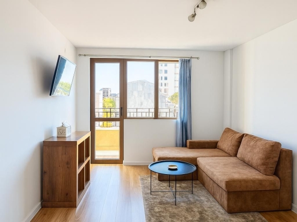 Тристаен апартамент в Пловдив, Център - 102 кв.м за 2667 €/кв.м - Снимка #1