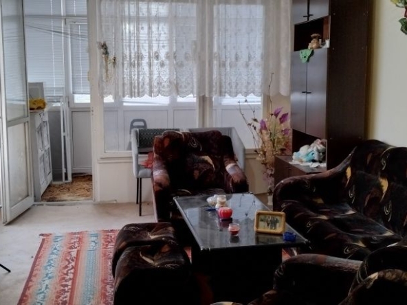 Тристаен апартамент в Кубрат - 77 кв.м за 331 €/кв.м - Снимка #1