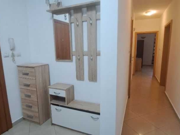 Дава се под наем Двустаен апартамент в София, Изток - 78 кв.м за 600 € - Снимка #1