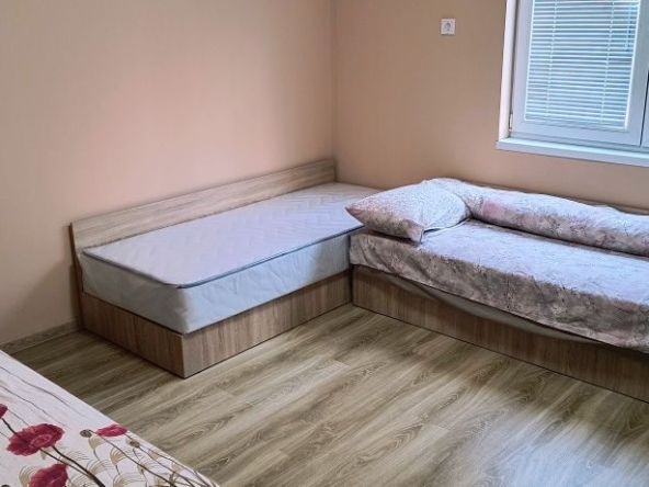 Дава се под наем Къща в с. Казичене, Област София-град - 80 кв.м за 10.2 € - Снимка #1