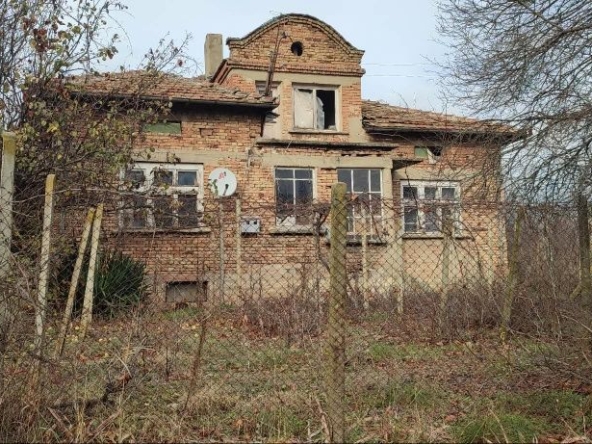 Къща в с. Надарево, Област Търговище - 72 кв.м за 163 €/кв.м - Снимка #1