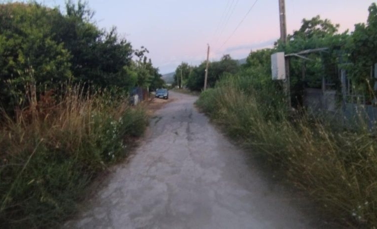 Парцел в с. Бистрица, Област Кюстендил - 555 кв.м за 18 €/кв.м - Снимка #1