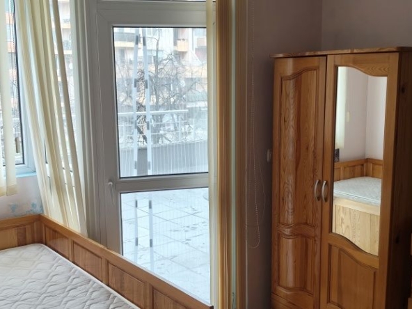 Дава се под наем Едностаен апартамент в Благоевград, Запад - 30 кв.м за 149.43 € - Снимка #1