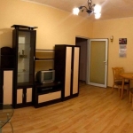 Дава се под наем Двустаен апартамент в Пазарджик, Запад - 70 кв.м за 229.5 € - Снимка #1