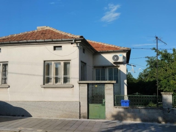 Къща в с. Белоградец, Област Варна - 70 кв.м за 858 €/кв.м - Снимка #1