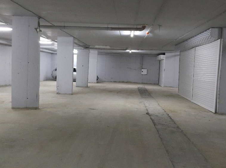 Дава се под наем Гараж / Паркомясто в София, Студентски град - 17 кв.м за 99.45 € - Снимка #1