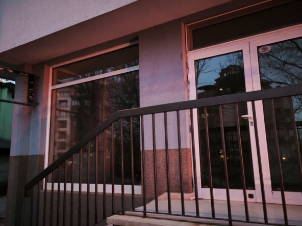 Дава се под наем Офис в София, Витоша - 50 кв.м за 398.82 € - Снимка #1