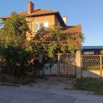 Къща в Дебелец - 150 кв.м за 476 €/кв.м - Снимка #1