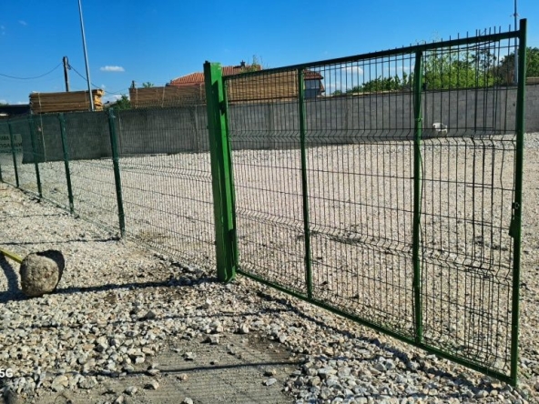 Дава се под наем Парцел в Хасково, Каменни - 1600 кв.м за 498.27 € - Снимка #1