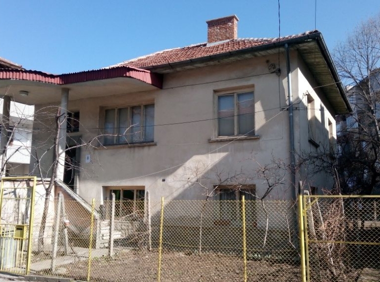 Къща в Кюстендил, Център - 170 кв.м за 589 €/кв.м - Снимка #1