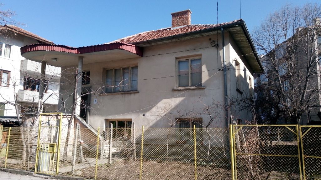 Къща в Кюстендил, Център - 170 кв.м за 589 €/кв.м - Снимка #1