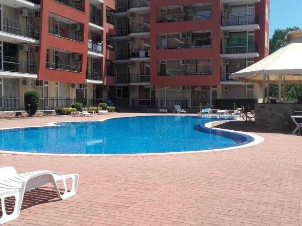 Двустаен апартамент в к.к. Слънчев бряг - 59 кв.м за 975 €/кв.м - Снимка #1