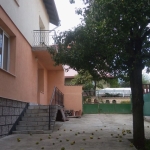 Дава се под наем Къща в с. Бистрица, Област София-град - 180 кв.м за 1020 € - Снимка #1