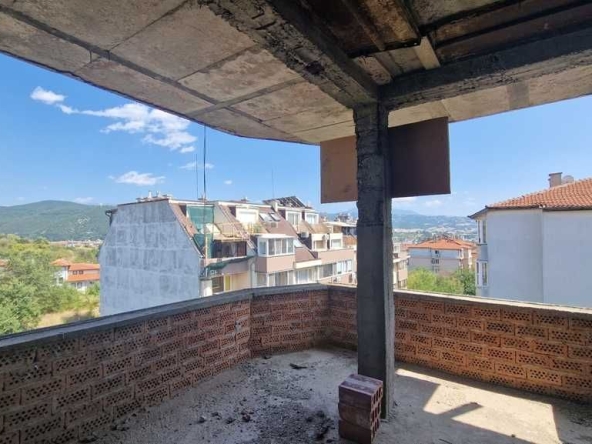 Многостаен апартамент в Благоевград, Освобождение - 166 кв.м за 482 €/кв.м - Снимка #1