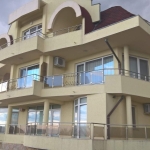 Къща в Балчик - 580 кв.м за 811 €/кв.м - Снимка #1